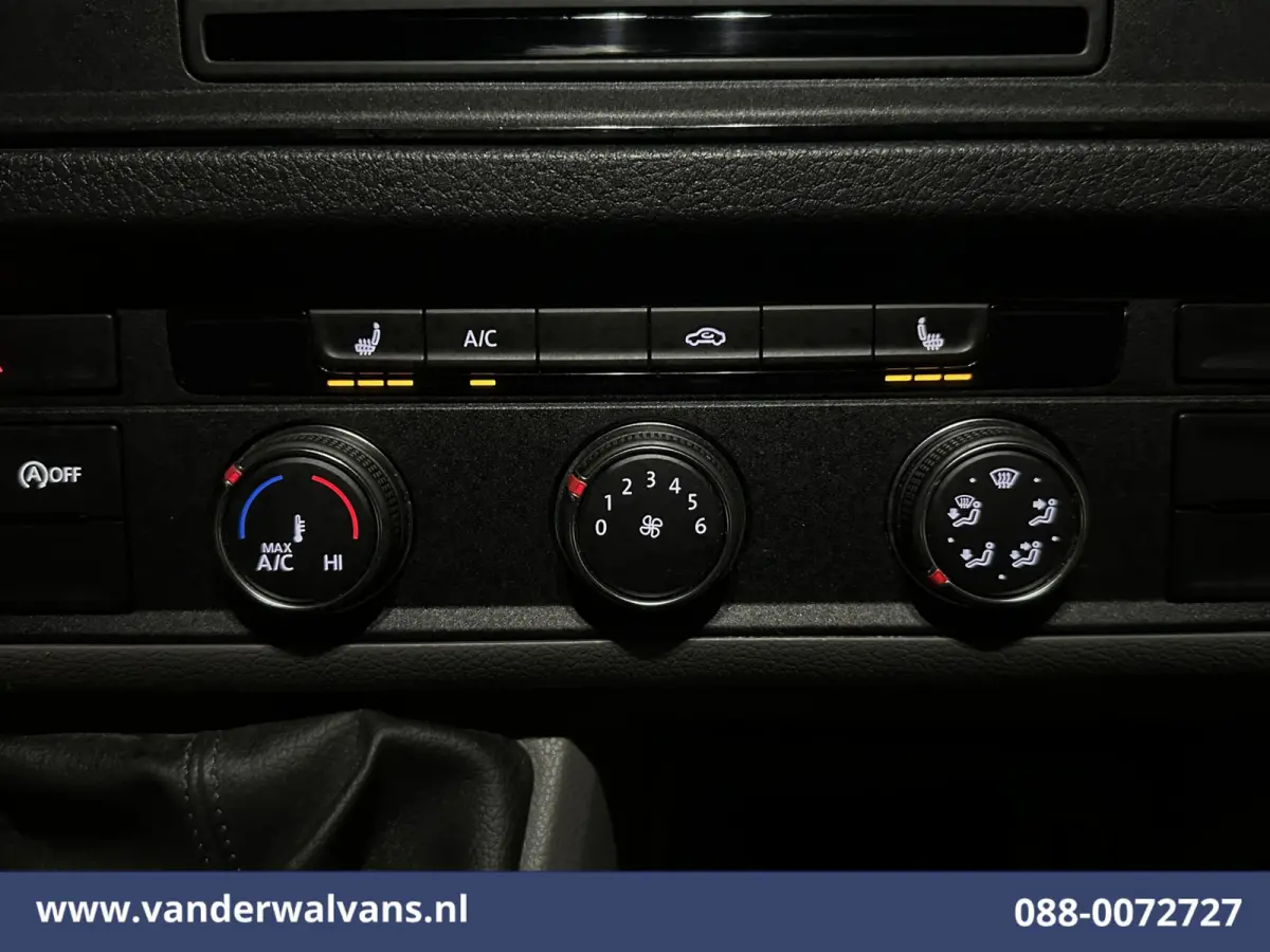 2.0 TDI L3H2 L2H1 Euro6 Airco | Camera | Navigatie | Apple Carplay | Stoelverwarming Android Auto, 2500kg Trekhaak, Verwarmde voorruit, Parkeersensoren, Bijrijdersbank