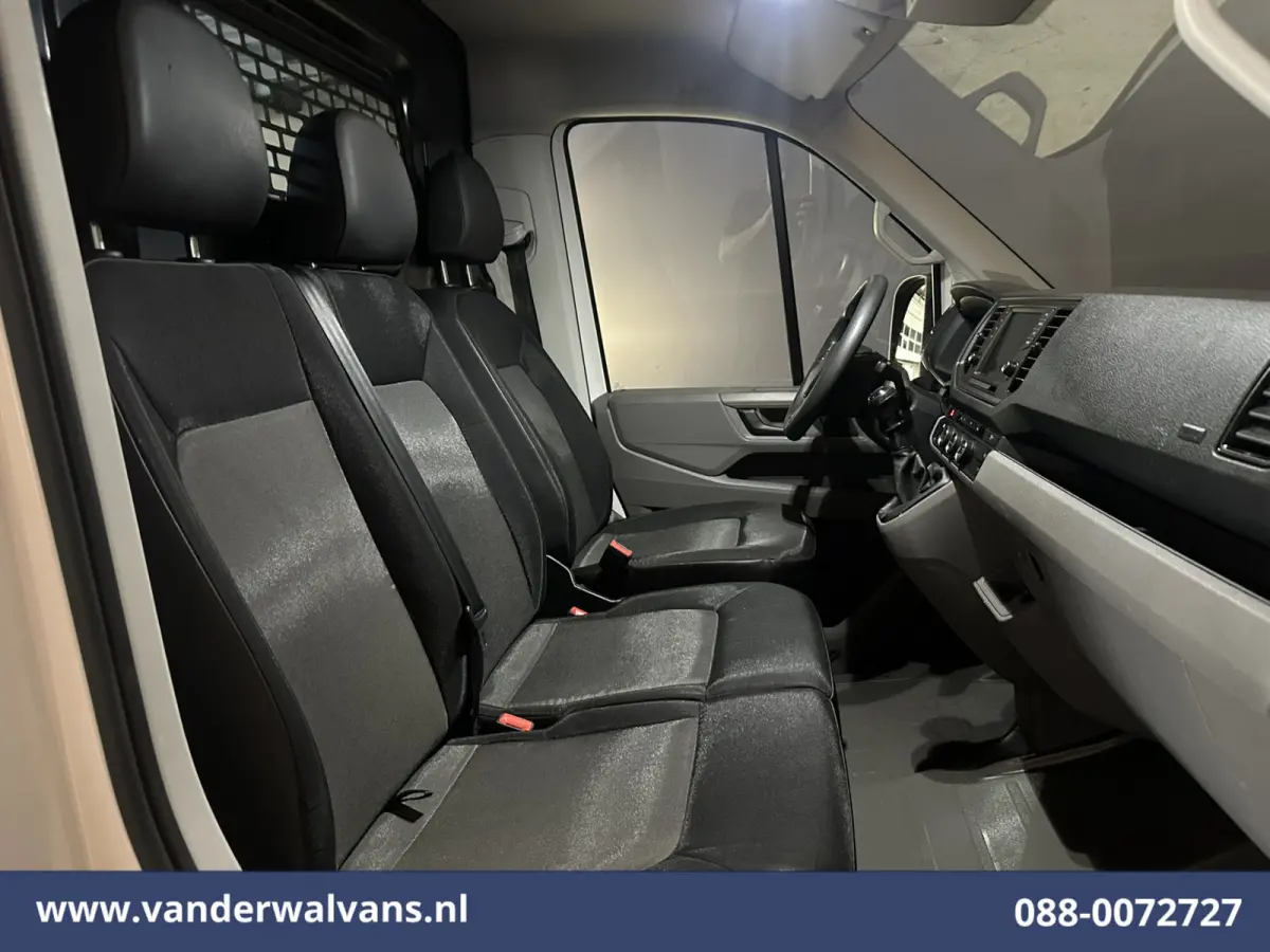 2.0 TDI L3H2 L2H1 Euro6 Airco | Camera | Navigatie | Apple Carplay | Stoelverwarming Android Auto, 2500kg Trekhaak, Verwarmde voorruit, Parkeersensoren, Bijrijdersbank