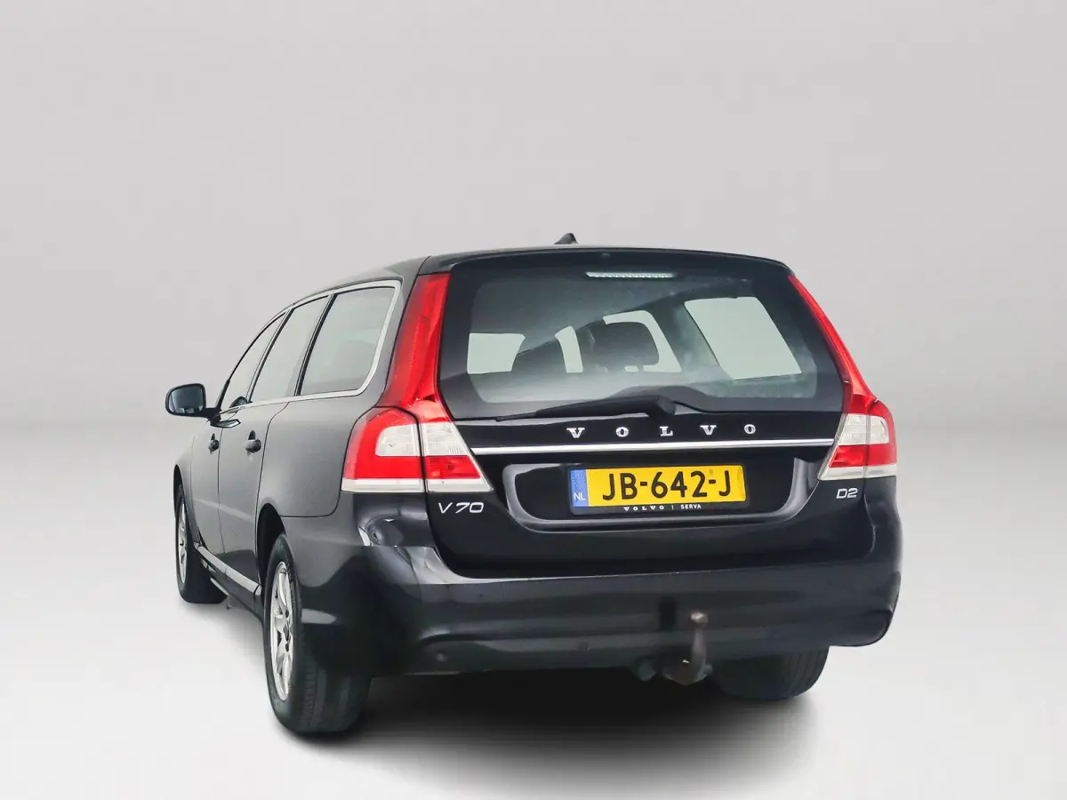 2.0 D2 Classic Edition | Park assist | Standkachel | Stoelverwarming | Navigatie