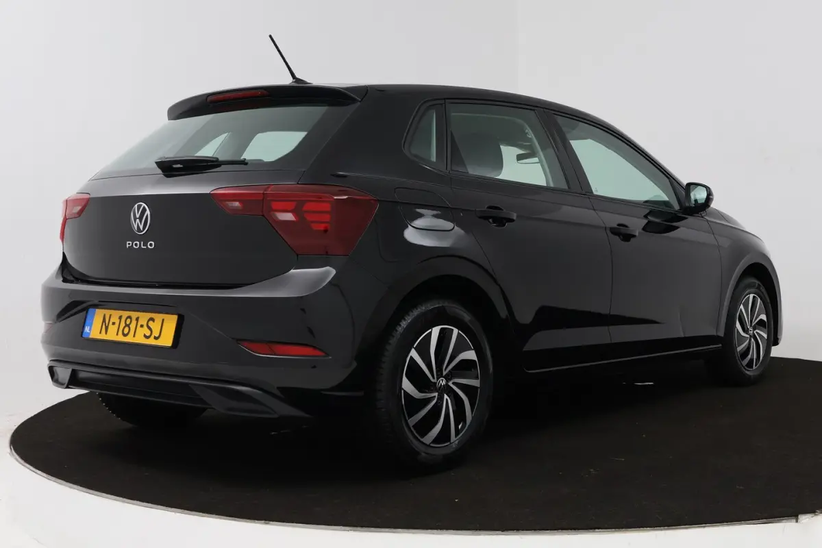 1.0 TSI Life (PARKEERSENSOREN, DIGITALE COCKPIT, CRUISE ADAPTIEF, CARPLAY)