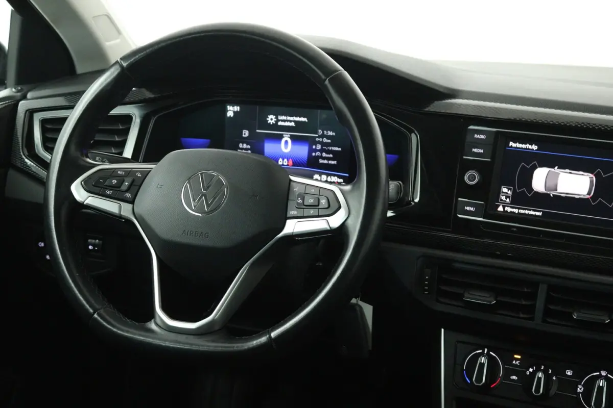 1.0 TSI Life (PARKEERSENSOREN, DIGITALE COCKPIT, CRUISE ADAPTIEF, CARPLAY)