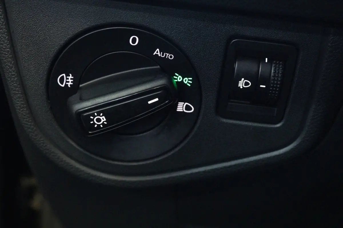 1.0 TSI Life (PARKEERSENSOREN, DIGITALE COCKPIT, CRUISE ADAPTIEF, CARPLAY)