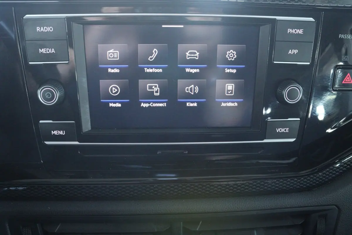 1.0 TSI Life (PARKEERSENSOREN, DIGITALE COCKPIT, CRUISE ADAPTIEF, CARPLAY)