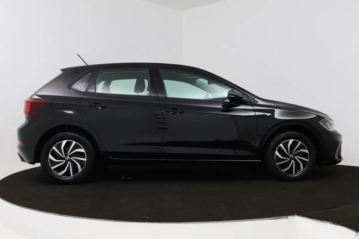 1.0 TSI Life (PARKEERSENSOREN, DIGITALE COCKPIT, CRUISE ADAPTIEF, CARPLAY)