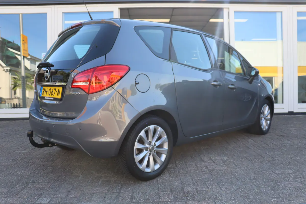1.4 Turbo, Automaat, Airco, Dealer Onderhouden, PDC A, Trekhaak, Navi Prijs Is Rijklaar Inclusief 6 Maanden Garantie