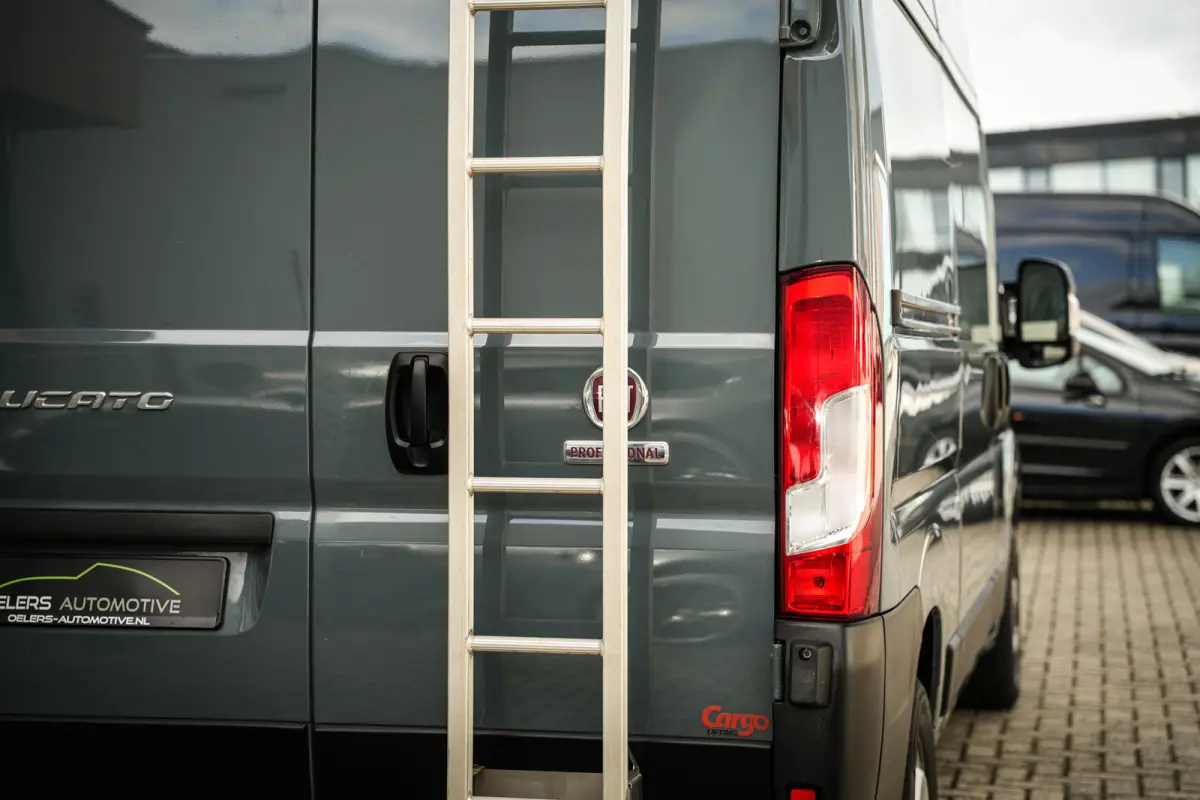 2.2 MJ 145pk L2H2 | Airco | Navigatie | Camera | Trekhaak | Imperiaal | Ladder | EURO6 |