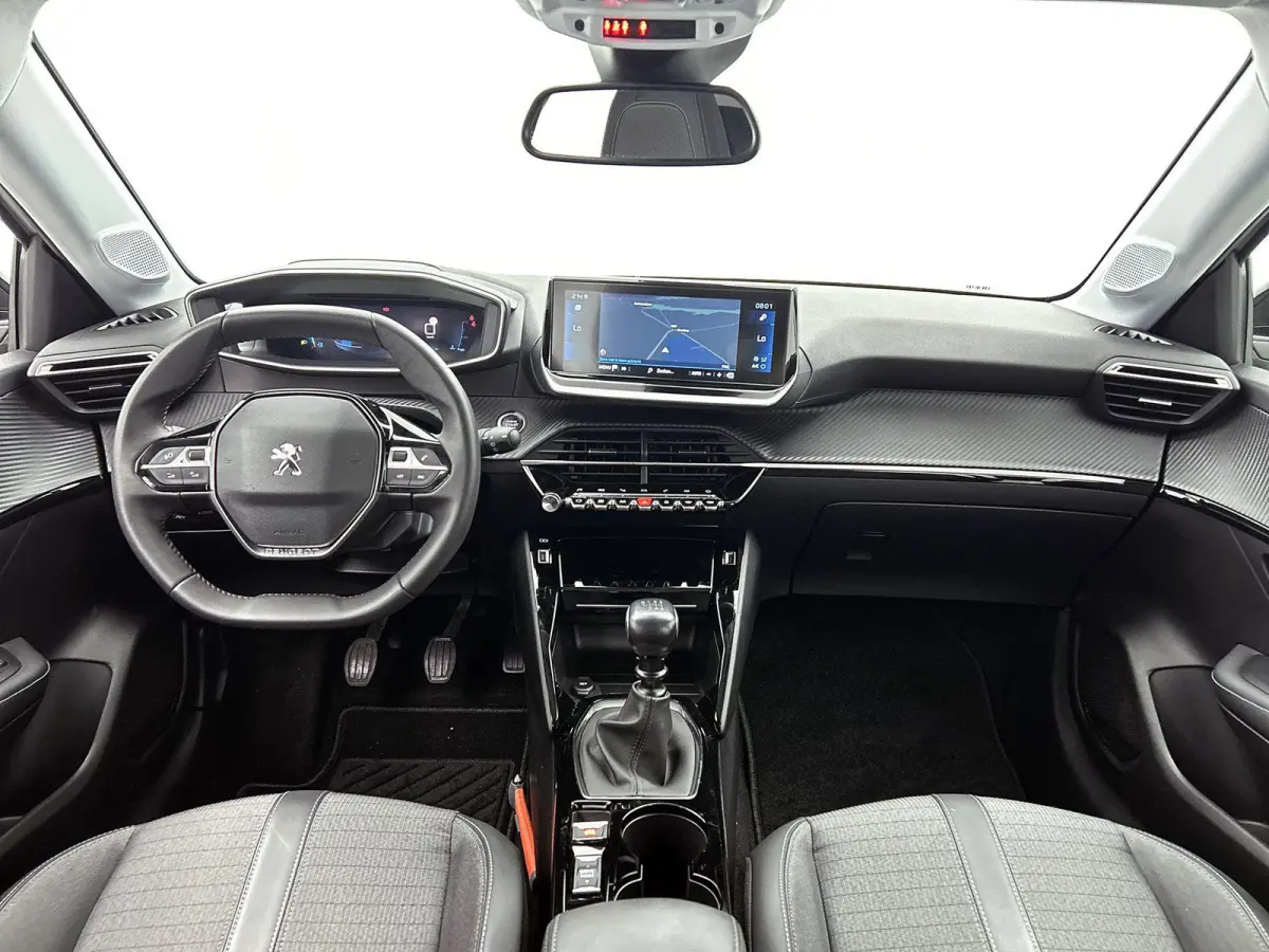 1.2 100pk Allure Pack | Navigatie | Climate Control | Cruise Control | Camera | LED | 16"LMV | Apple Carplay/Android Auto |