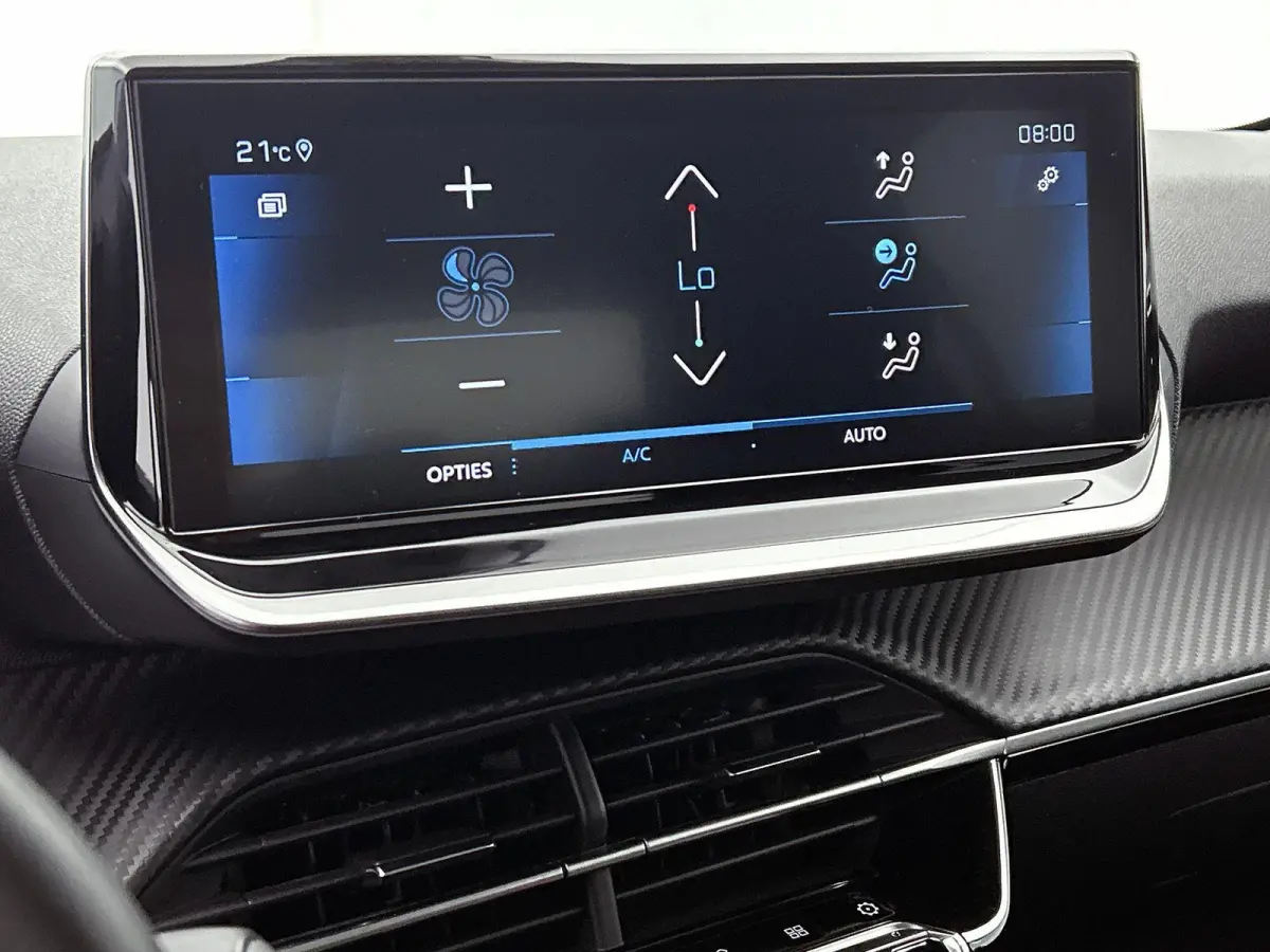 1.2 100pk Allure Pack | Navigatie | Climate Control | Cruise Control | Camera | LED | 16"LMV | Apple Carplay/Android Auto |