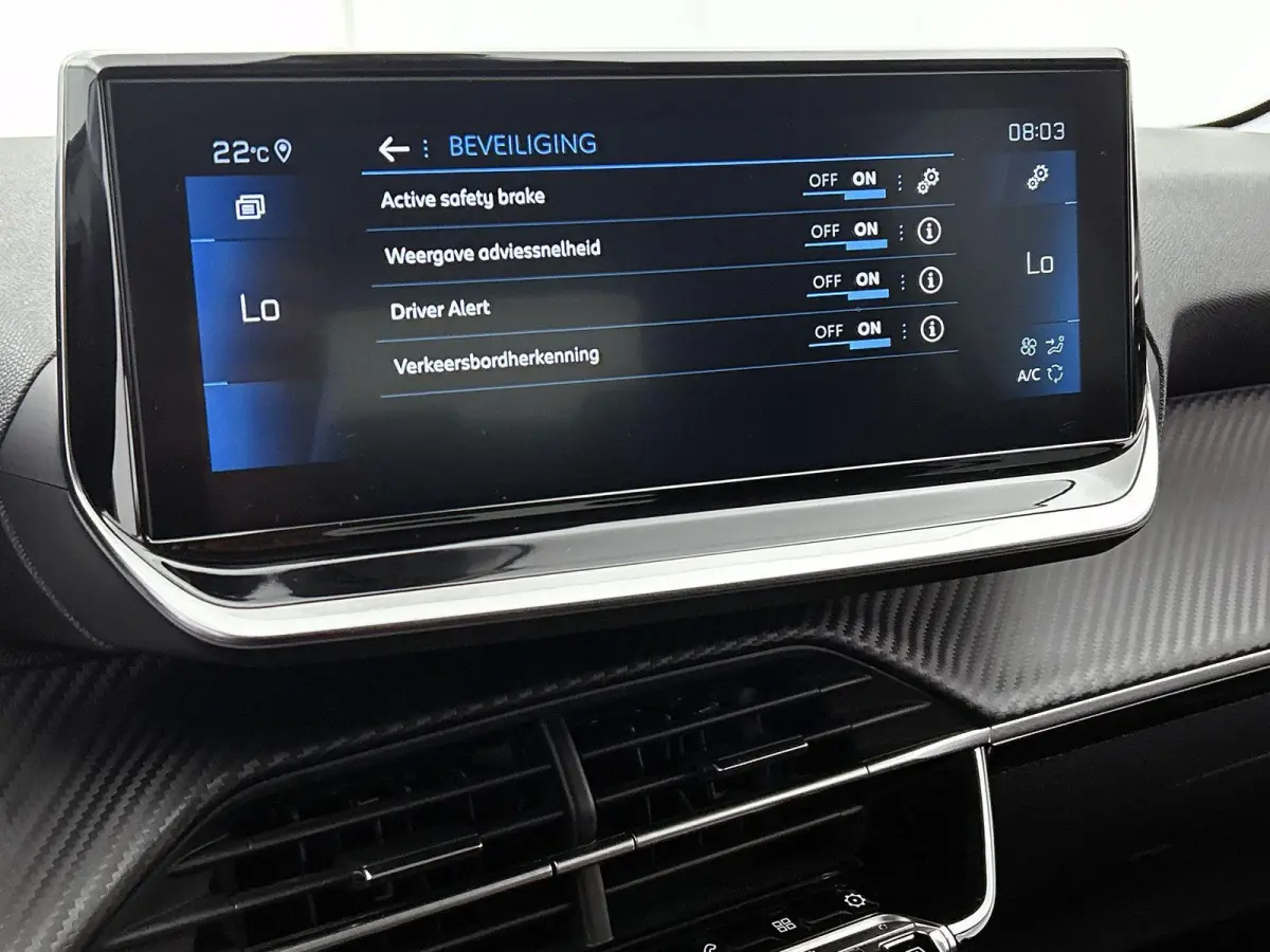 1.2 100pk Allure Pack | Navigatie | Climate Control | Cruise Control | Camera | LED | 16"LMV | Apple Carplay/Android Auto |