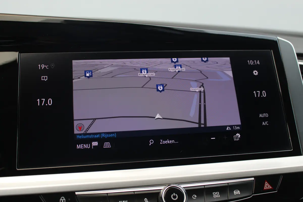 1.6 Turbo Plug-In Hybrid Business Elegance | Afn Trekhaak | Camera | Stoelverw. & Vert | Carplay | Adapt Cruise | Dodehoeksens. | Navi | LED | Afn Trekhaak | Camera | Stoelverw. & Vert | Car