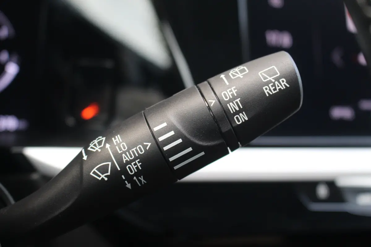 1.6 Turbo Plug-In Hybrid Business Elegance | Afn Trekhaak | Camera | Stoelverw. & Vert | Carplay | Adapt Cruise | Dodehoeksens. | Navi | LED | Afn Trekhaak | Camera | Stoelverw. & Vert | Car