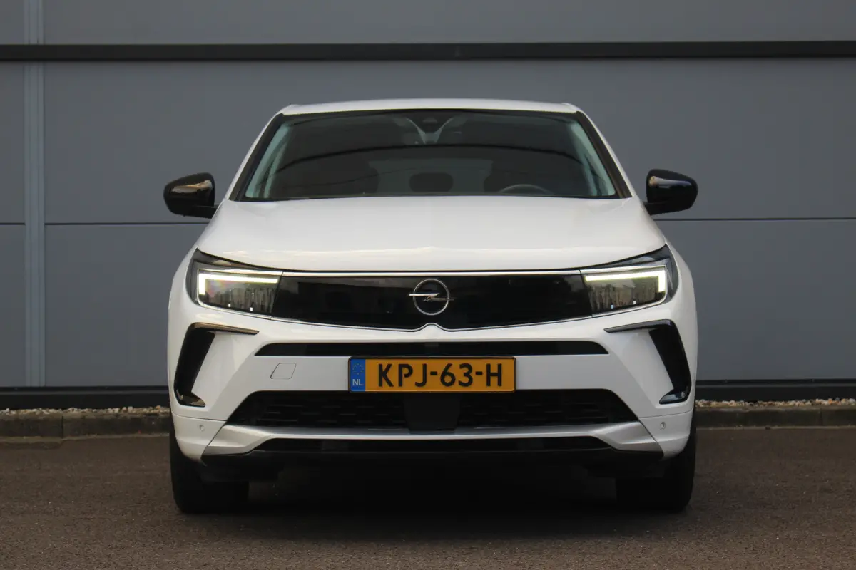 1.6 Turbo Plug-In Hybrid Business Elegance | Afn Trekhaak | Camera | Stoelverw. & Vert | Carplay | Adapt Cruise | Dodehoeksens. | Navi | LED | Afn Trekhaak | Camera | Stoelverw. & Vert | Car