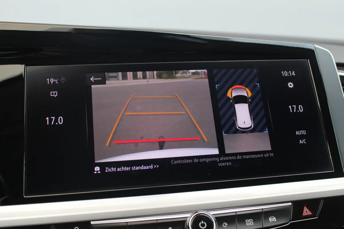 1.6 Turbo Plug-In Hybrid Business Elegance | Afn Trekhaak | Camera | Stoelverw. & Vert | Carplay | Adapt Cruise | Dodehoeksens. | Navi | LED | Afn Trekhaak | Camera | Stoelverw. & Vert | Car
