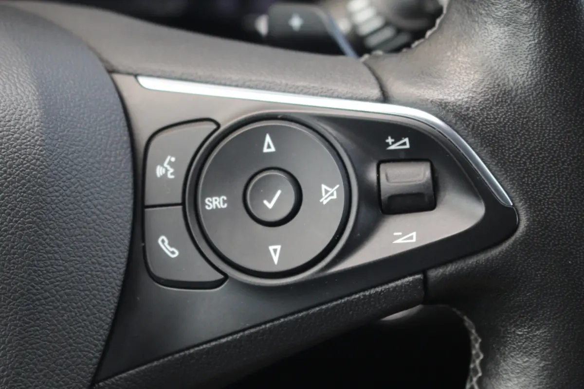 1.6 Turbo Plug-In Hybrid Business Elegance | Afn Trekhaak | Camera | Stoelverw. & Vert | Carplay | Adapt Cruise | Dodehoeksens. | Navi | LED | Afn Trekhaak | Camera | Stoelverw. & Vert | Car
