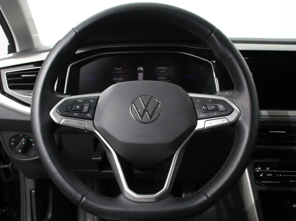 1.0 TSI Move DSG Navigatie Apple Carplay/Android Auto Airco Digitale Cockpit Adaptive Cruise Control Lichtmetalen Velgen Parkeer sensoren V+A Stoelverwarming
