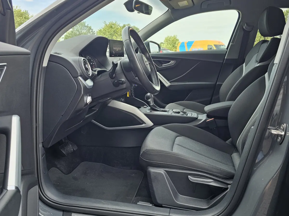 1.0 TFSI Sport Pro Line S | Automaat | LED | Trekhaak | Stoelverwarming | PDC | Cruise | LMV 18" | Navi |