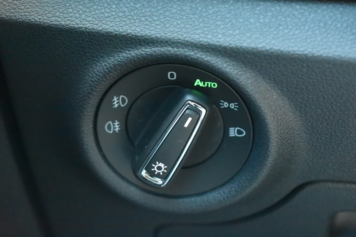 Monte Carlo | CAMERA | TREKHAAK | 4 JAAR GARANTIE | PANORAMA.DAK | TRAVEL.ASSIST | KEYLESS | FULL.LED | ADAPT.CRUISE | 2-ZONE CLIMA |