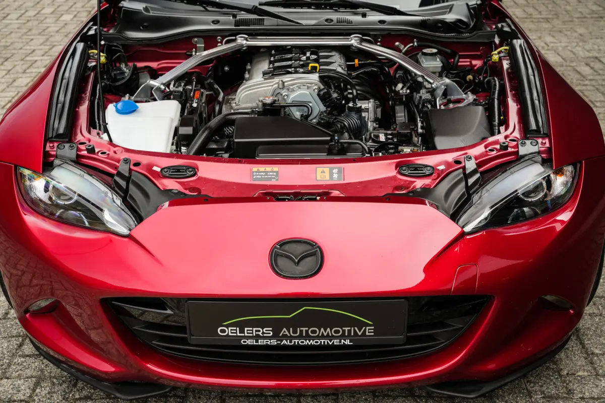 2.0 SkyActiv-G 160 GT-M | BOSE | CRUISE | NAVI | LEDER | STOELVERW. | PDC | SOUL RED | SPORTUITLAAT |