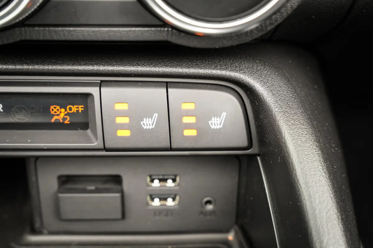 2.0 SkyActiv-G 160 GT-M | BOSE | CRUISE | NAVI | LEDER | STOELVERW. | PDC | SOUL RED | SPORTUITLAAT |