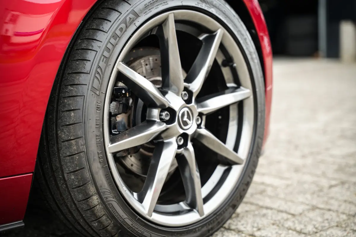 2.0 SkyActiv-G 160 GT-M | BOSE | CRUISE | NAVI | LEDER | STOELVERW. | PDC | SOUL RED | SPORTUITLAAT |
