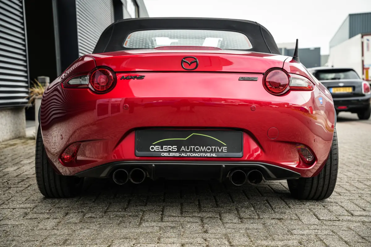 2.0 SkyActiv-G 160 GT-M | BOSE | CRUISE | NAVI | LEDER | STOELVERW. | PDC | SOUL RED | SPORTUITLAAT |