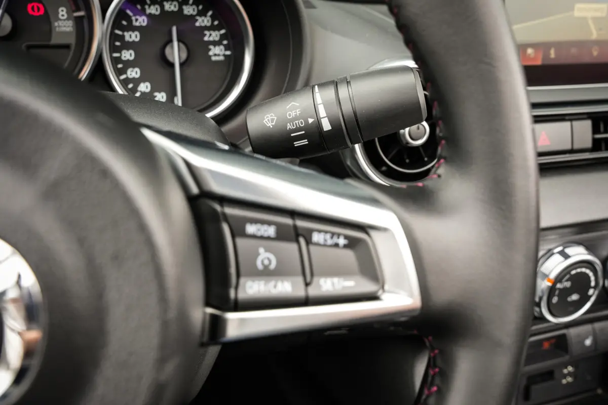2.0 SkyActiv-G 160 GT-M | BOSE | CRUISE | NAVI | LEDER | STOELVERW. | PDC | SOUL RED | SPORTUITLAAT |