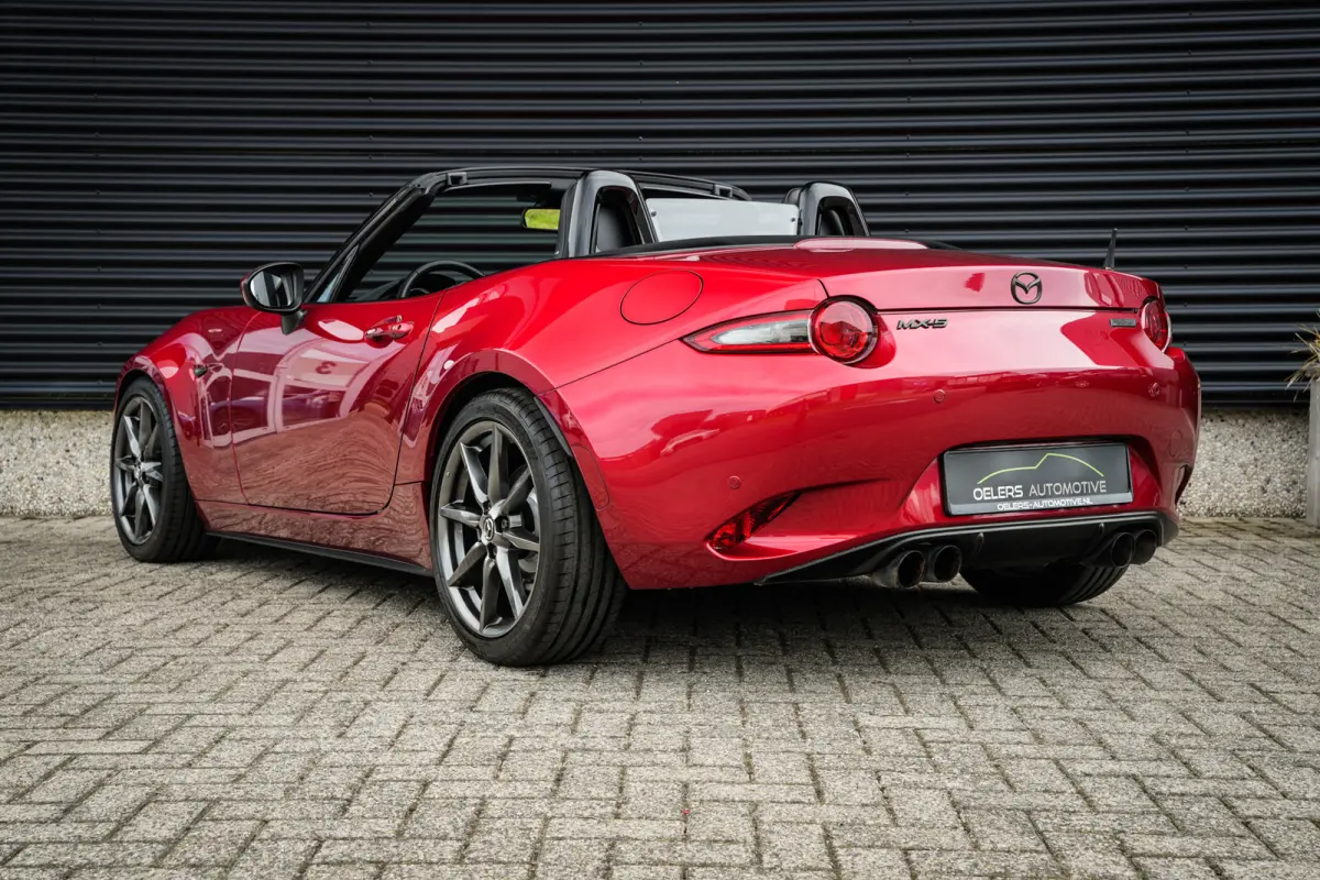 2.0 SkyActiv-G 160 GT-M | BOSE | CRUISE | NAVI | LEDER | STOELVERW. | PDC | SOUL RED | SPORTUITLAAT |