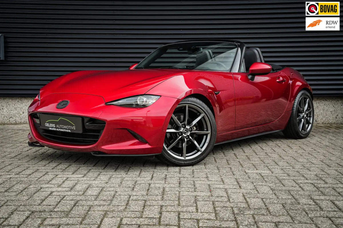 2.0 SkyActiv-G 160 GT-M | BOSE | CRUISE | NAVI | LEDER | STOELVERW. | PDC | SOUL RED | SPORTUITLAAT |