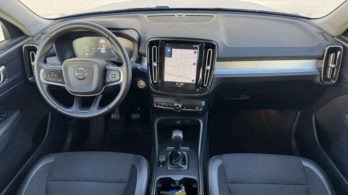 1.5 T3 Inscription Camera Adaptive cruise Carplay Clima 19 inch Lm DAB