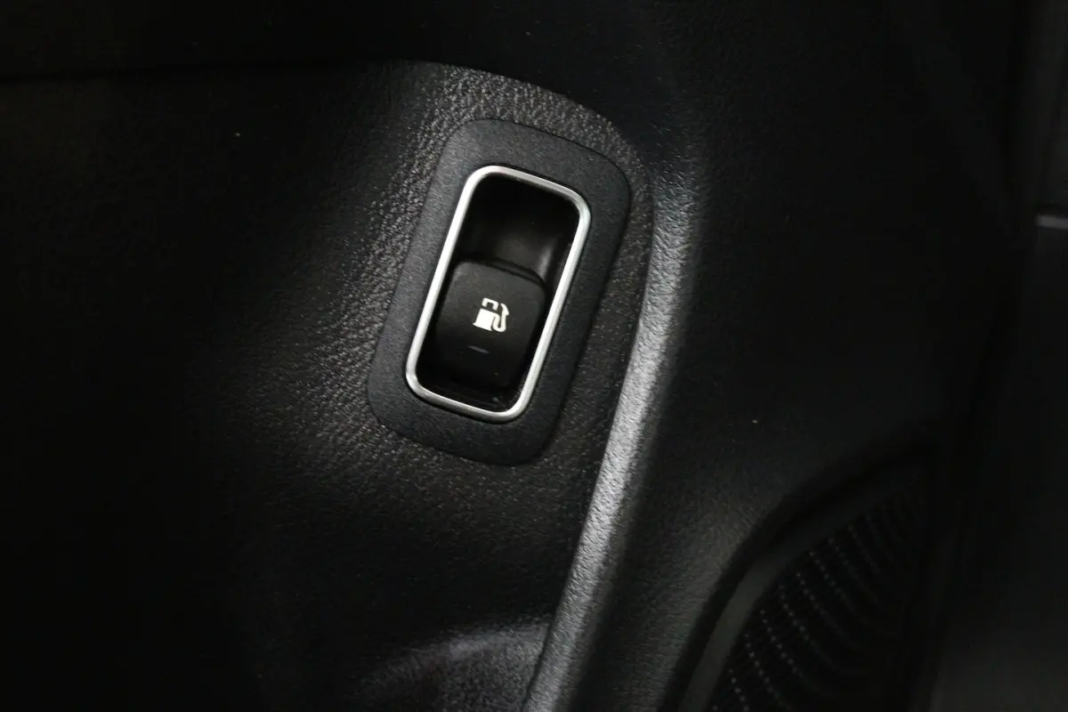 250 e Business Solution Luxury Limited (SFEERVERLICHTING, CAMERA, PDC, LED, 1e EIGENAAR)
