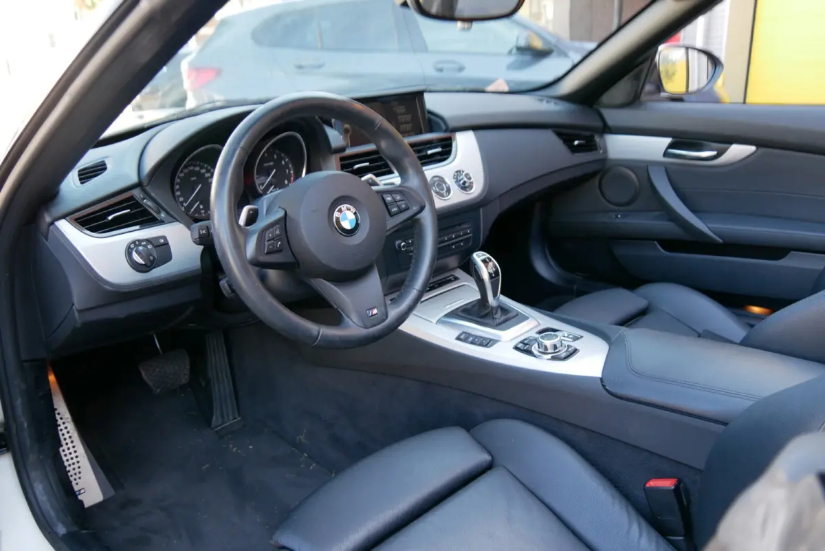 SDrive18i. m-sport. leder. stoelverwarming.navi .org ned