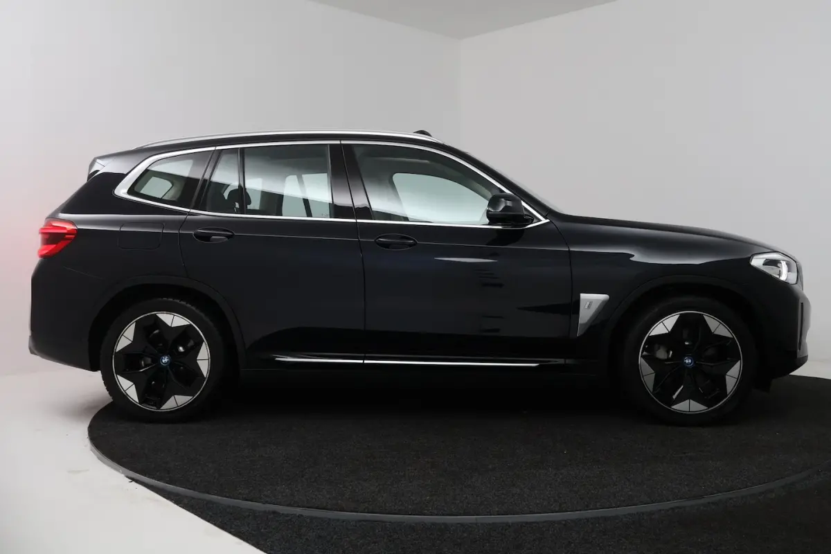 Executive 80 kWh SOH 96% (PANORAMADAK, SFEERVERLICHTING, ADAPTIVE CRUISE, AUTOPILOT, STOEL