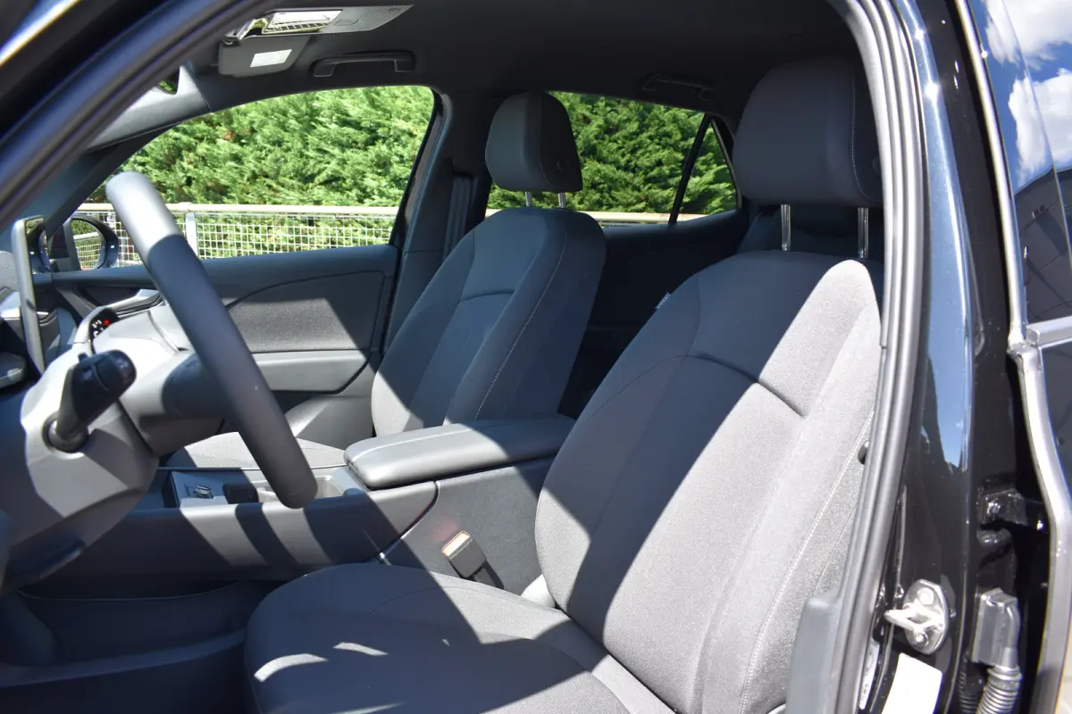 50kWh ev life 125kW aut | STEUNHAAK | CAMERA | STUUR + STOEL VERW. | FULL.LED | APP.CONNECT | KEYLESS | ADAPT.CRUISE | CLIMA 2 ZONES |