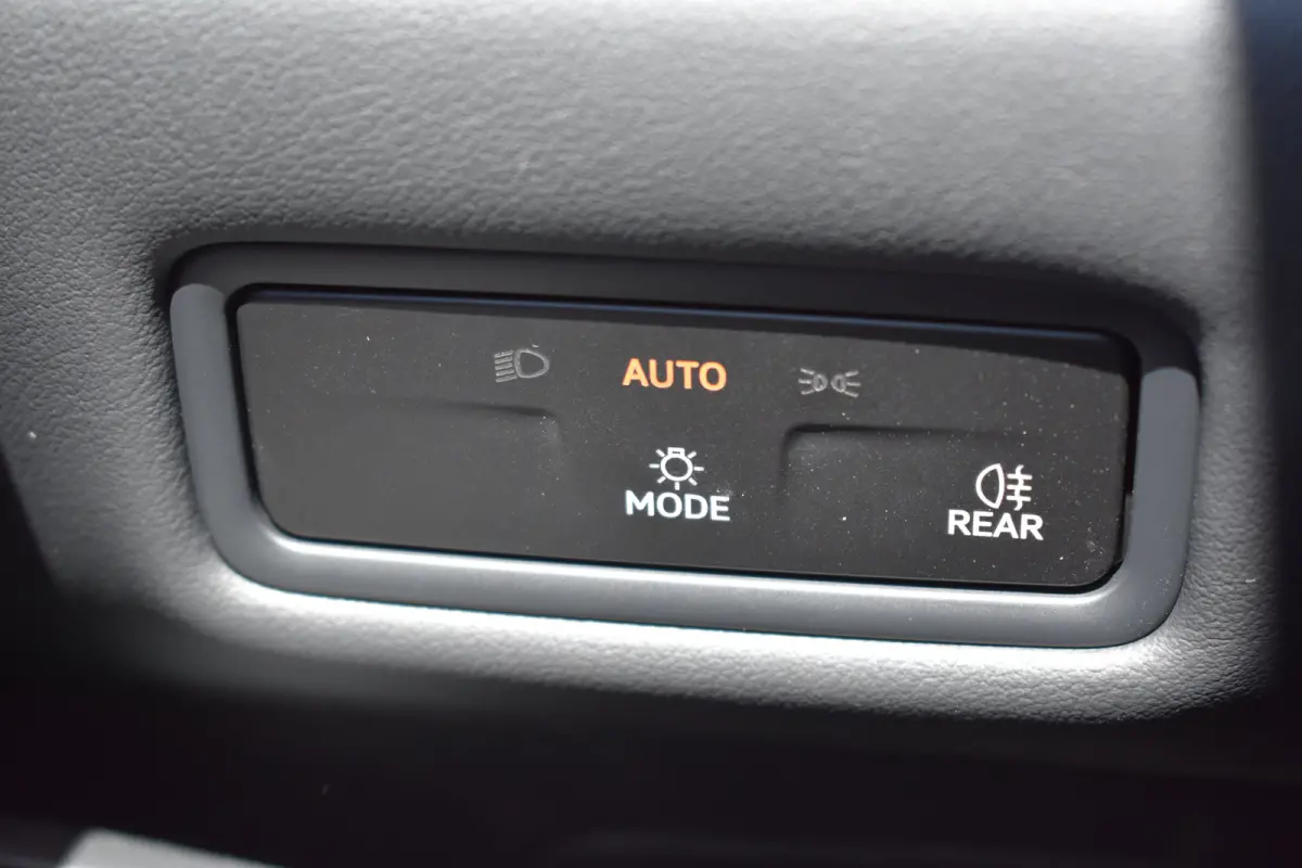 50kWh ev life 125kW aut | STEUNHAAK | CAMERA | STUUR + STOEL VERW. | FULL.LED | APP.CONNECT | KEYLESS | ADAPT.CRUISE | CLIMA 2 ZONES |