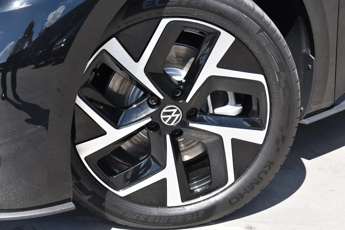 50kWh ev life 125kW aut | STEUNHAAK | CAMERA | STUUR + STOEL VERW. | FULL.LED | APP.CONNECT | KEYLESS | ADAPT.CRUISE | CLIMA 2 ZONES |