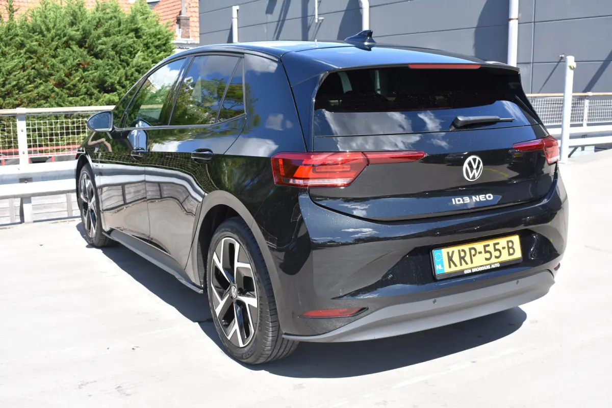 50kWh ev life 125kW aut | STEUNHAAK | CAMERA | STUUR + STOEL VERW. | FULL.LED | APP.CONNECT | KEYLESS | ADAPT.CRUISE | CLIMA 2 ZONES |