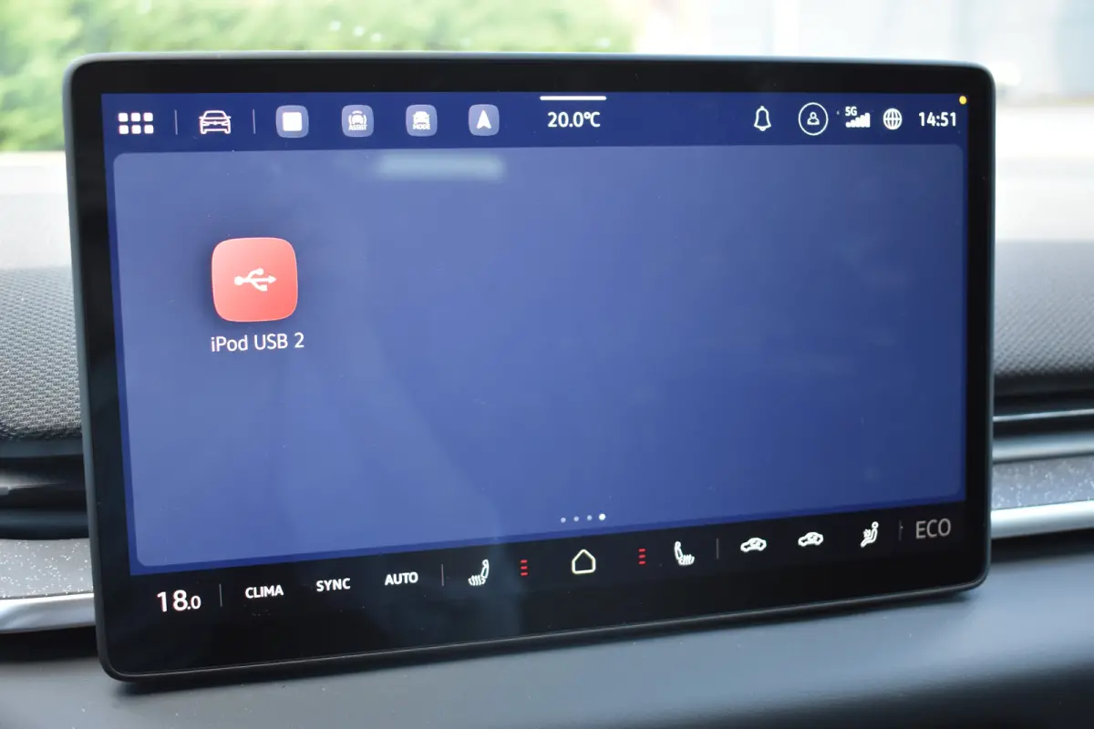 50kWh ev life 125kW aut | STEUNHAAK | CAMERA | STUUR + STOEL VERW. | FULL.LED | APP.CONNECT | KEYLESS | ADAPT.CRUISE | CLIMA 2 ZONES |