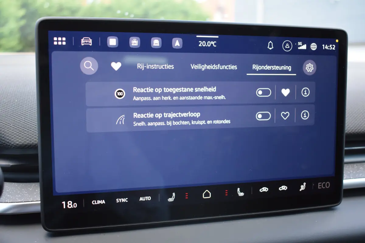 50kWh ev life 125kW aut | STEUNHAAK | CAMERA | STUUR + STOEL VERW. | FULL.LED | APP.CONNECT | KEYLESS | ADAPT.CRUISE | CLIMA 2 ZONES |