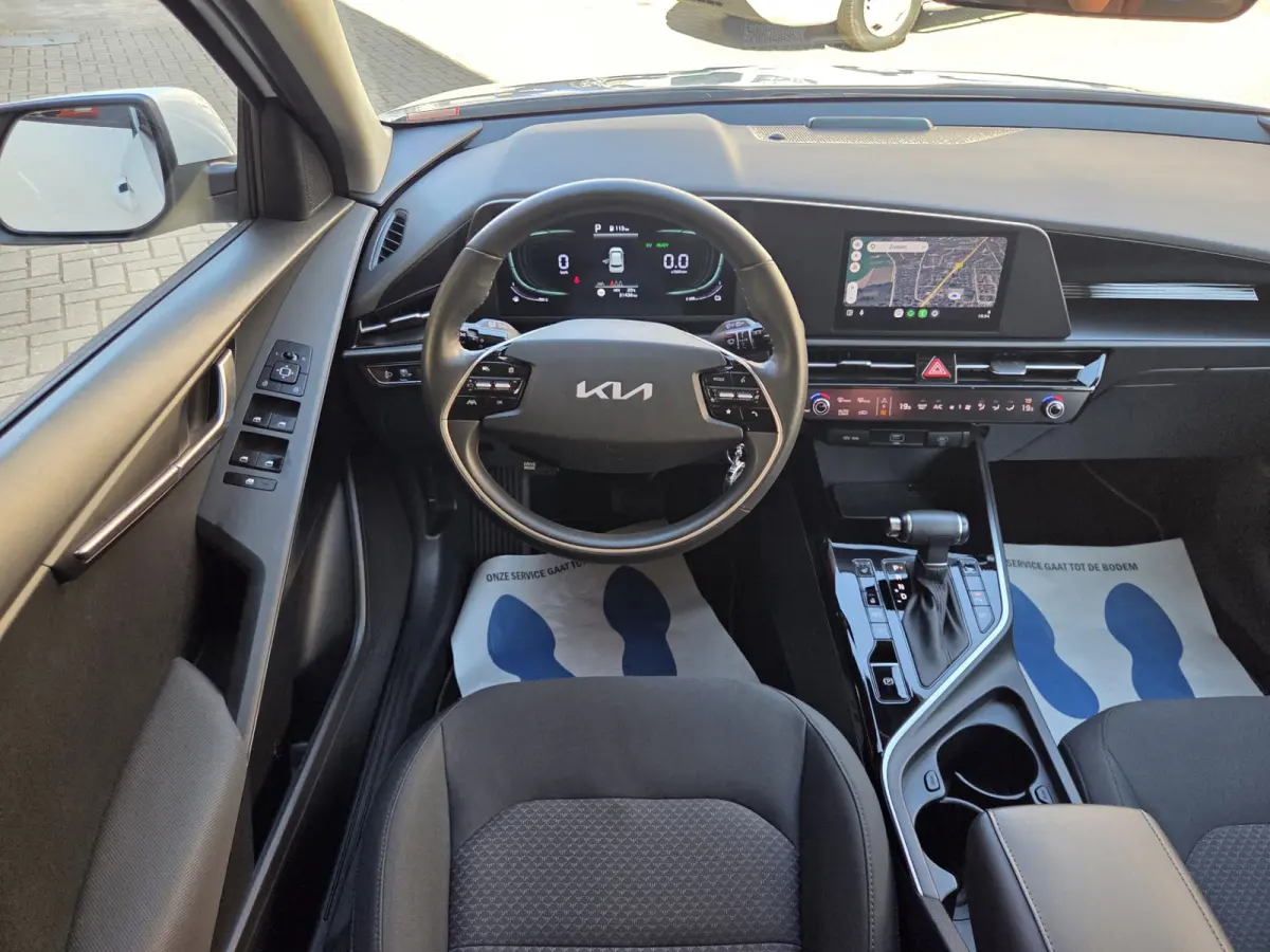 1.6 GDi PHEV DynamicLine Automaat/ Parkeersensoren en camera achter/ Apple Carplay-Android auto/ Rijklaarprijs!