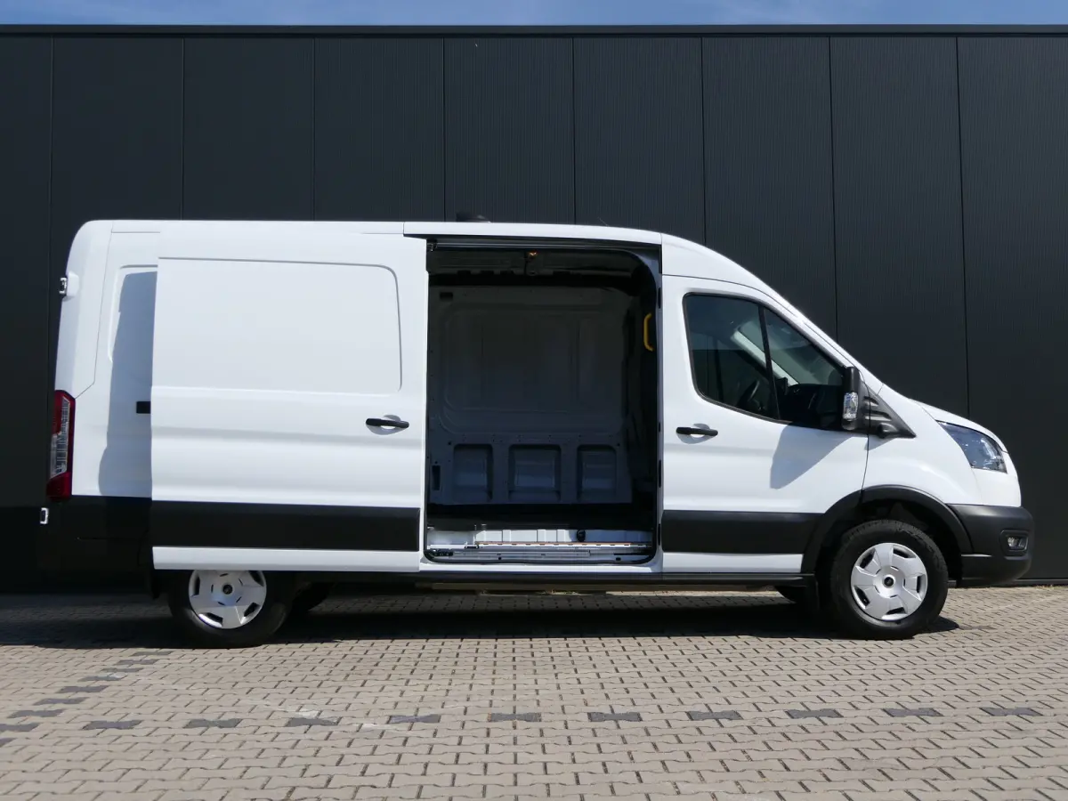 350 L3H2 Trend 68 kWh | Adaptive Cruise | BLIS | 360 Camera | CarPlay/Android Auto | Bijrijdersbank | Stoelverwarming | Voorruitverwarming |