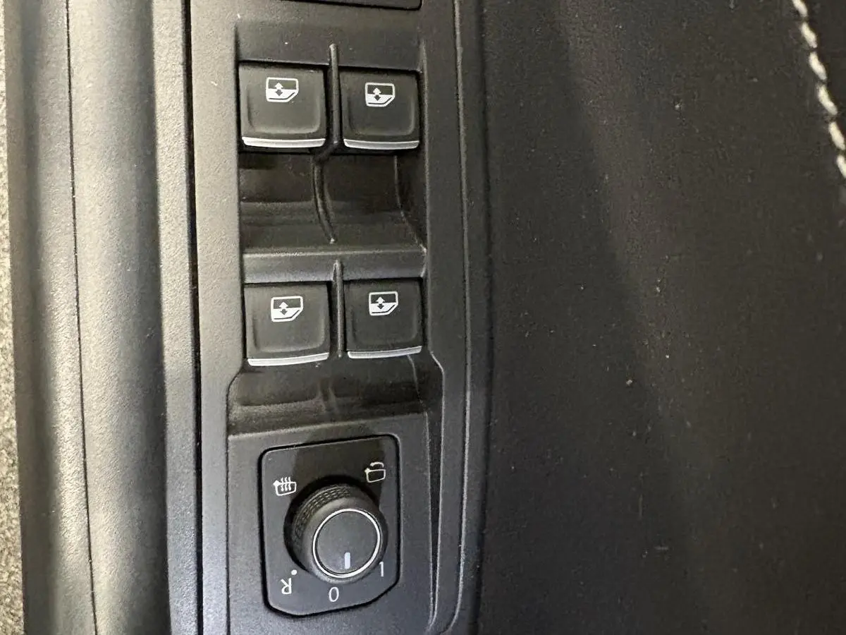 1.5 TSI 150pk Automaat Style Climate Control  Navigatie Aple Carplay/Android Auto  PDC VA+ Camera Adaptive Cruise Control Keyless Go Virtual Cockpit Pro