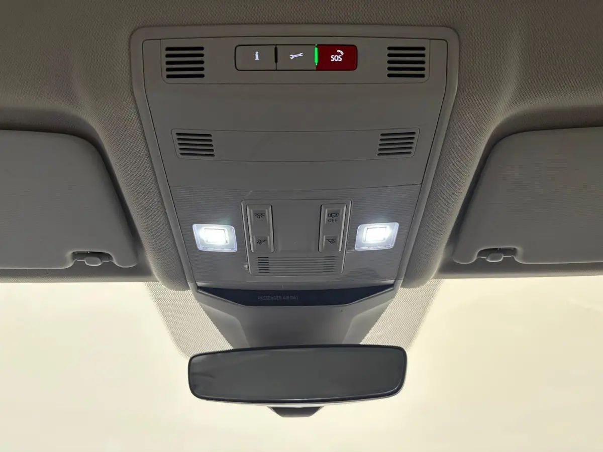1.5 TSI 150pk Automaat Style Climate Control  Navigatie Aple Carplay/Android Auto  PDC VA+ Camera Adaptive Cruise Control Keyless Go Virtual Cockpit Pro