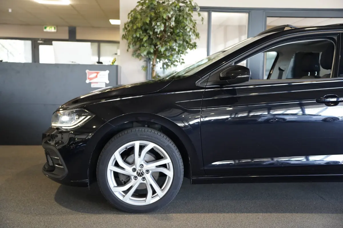 1.0 TSI Style DSG 110PK Facelift Pano Trek Cam Acc Pdc Led