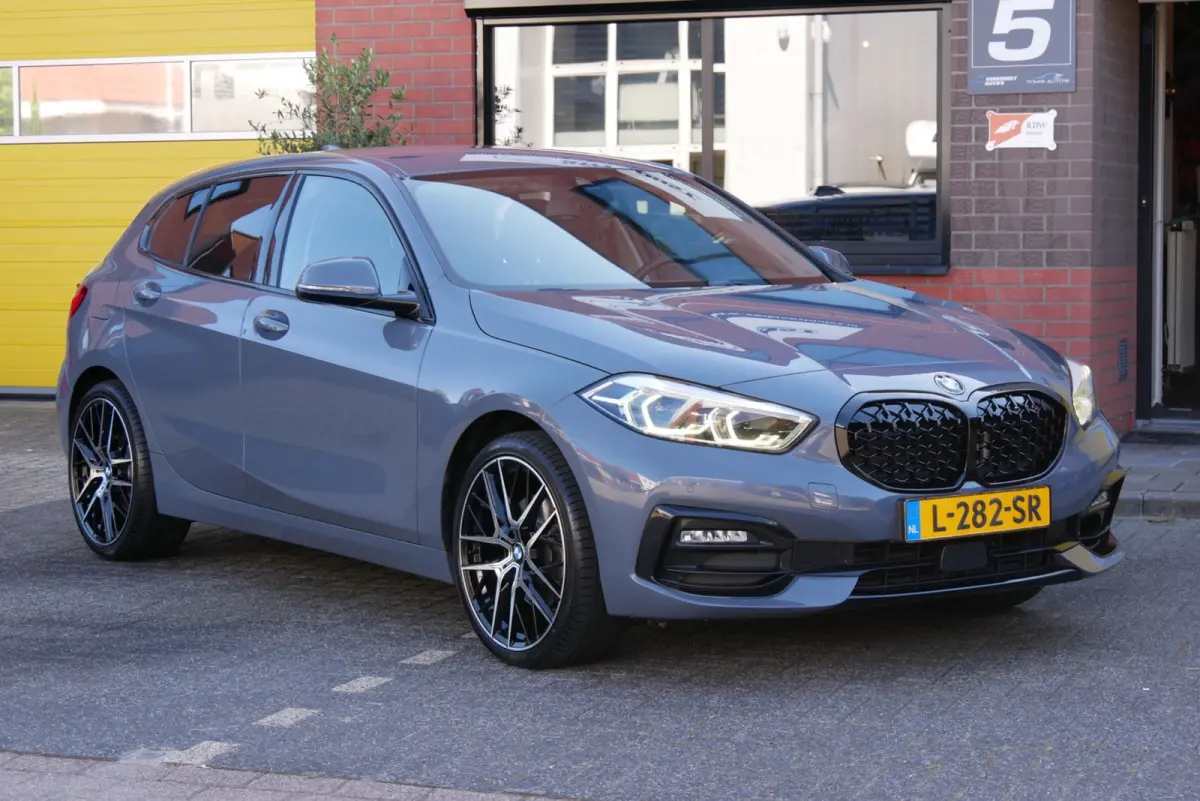 118i Executive. sport.navi.sportstoel.vitureel.org ned