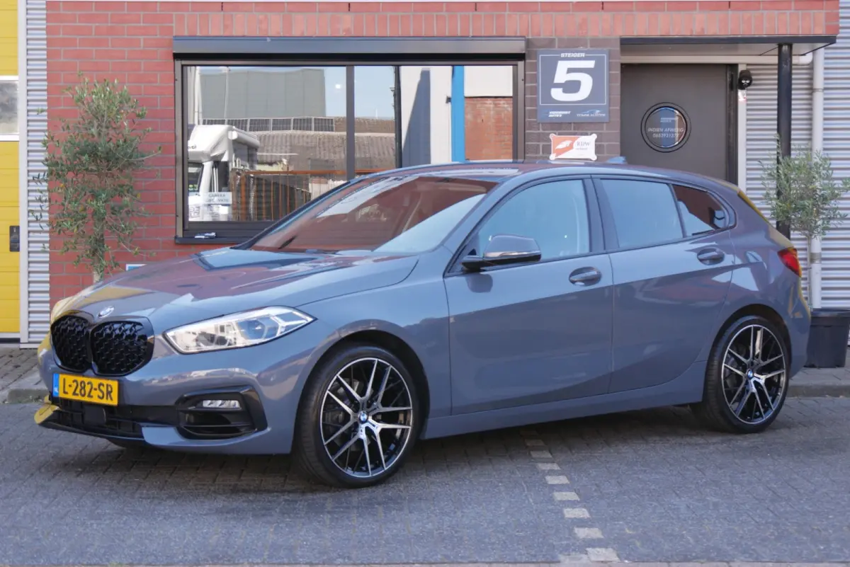 118i Executive. sport.navi.sportstoel.vitureel.org ned