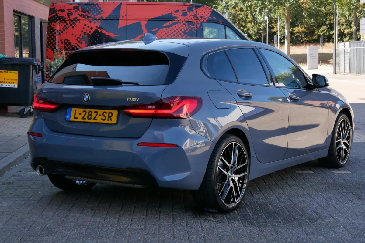 118i Executive. sport.navi.sportstoel.vitureel.org ned