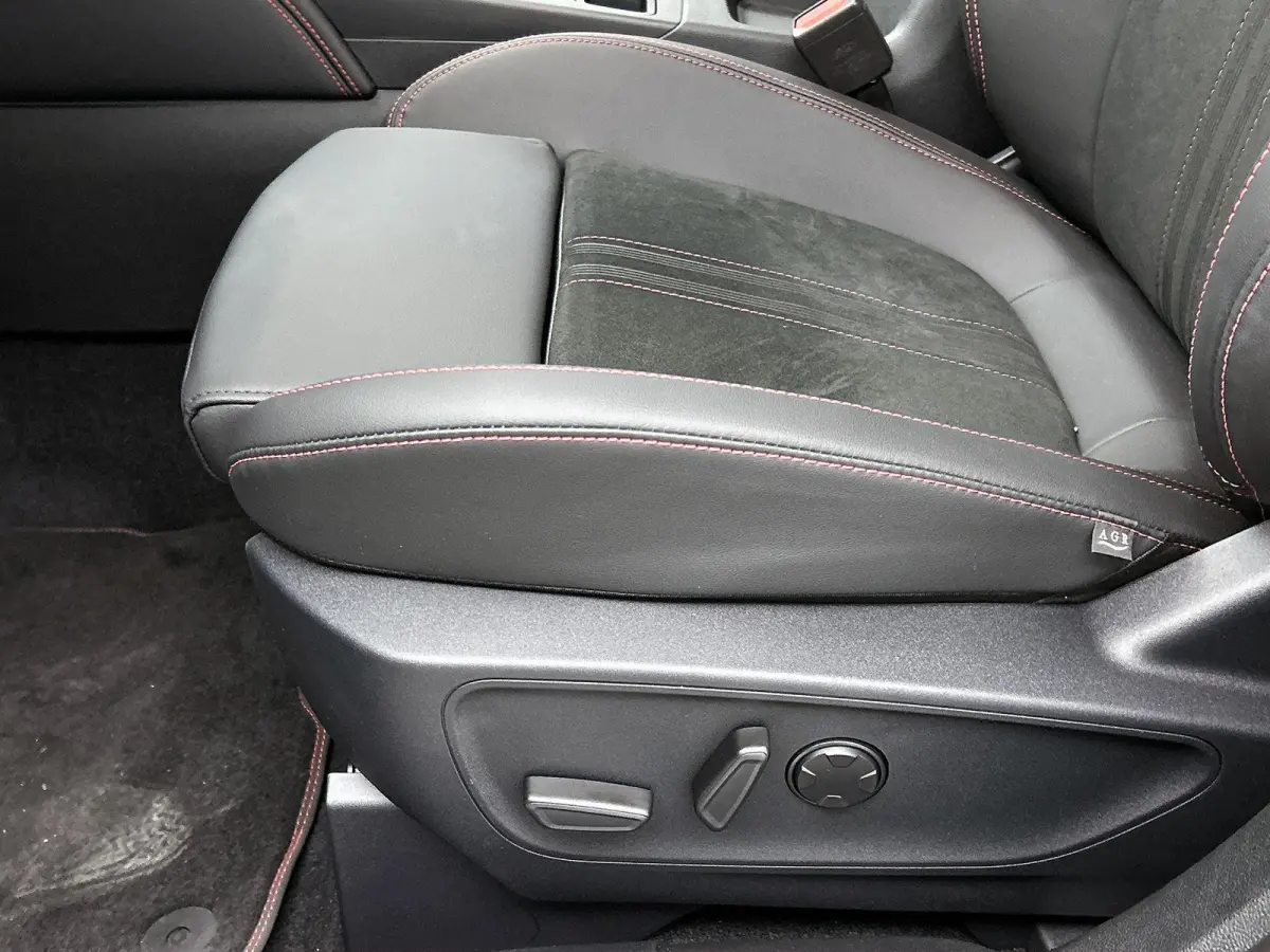 2.5 PHEV ST-Line X | Trekhaak Elektr 2100KG | All Season Banden | 360 CAM | Stoel & Stuurverwarming | Privacy Glass