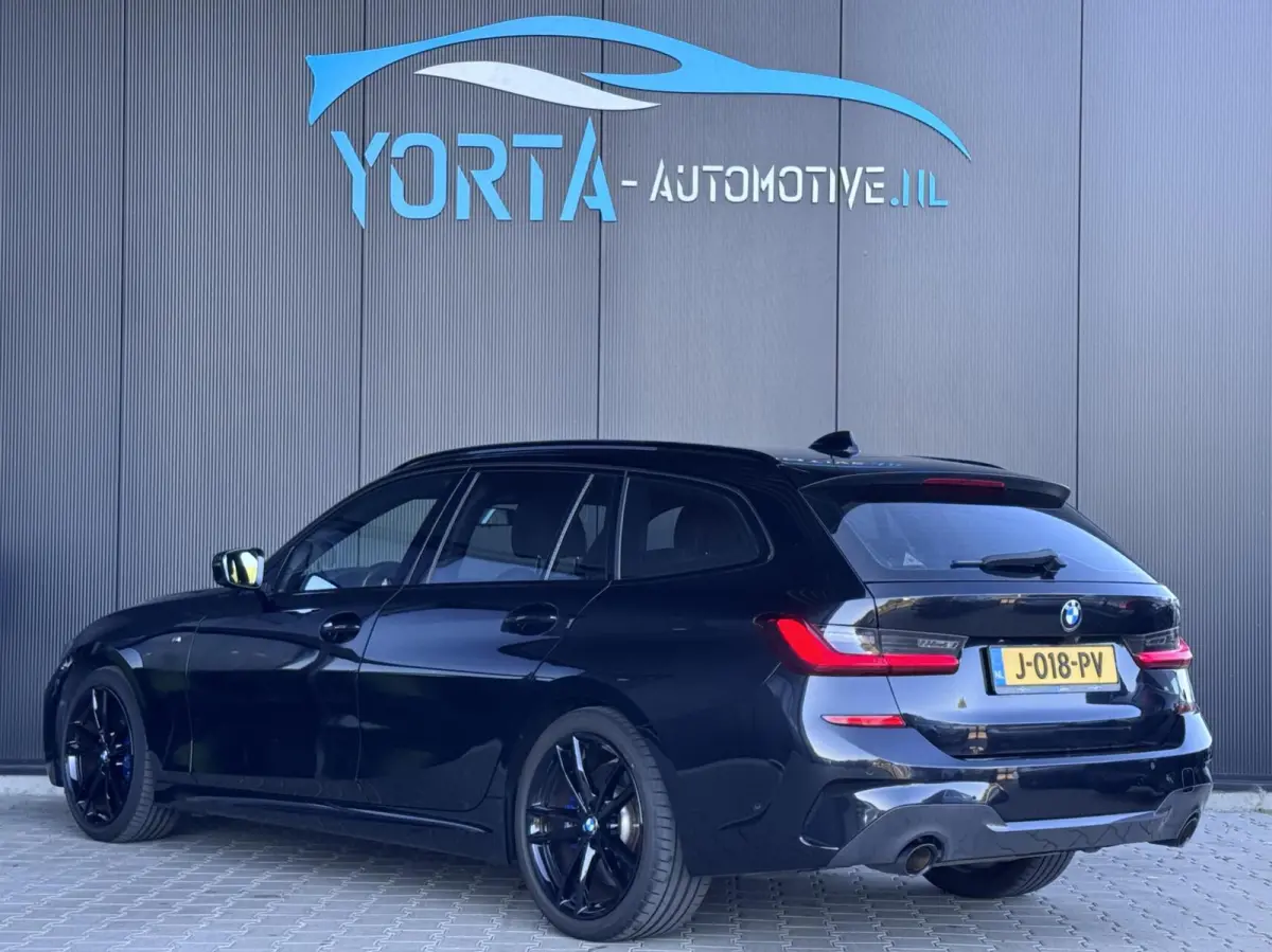 318i Touring High Executive M Sport NL AUTO|ELEK. HAAK|SHADOW