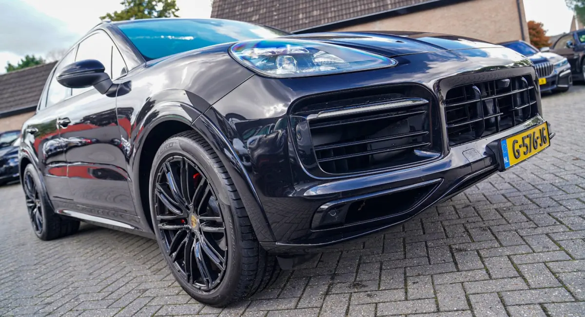 3.0 E-Hybrid | Massage | Stoelverkoeling | 360 Camera | Bose