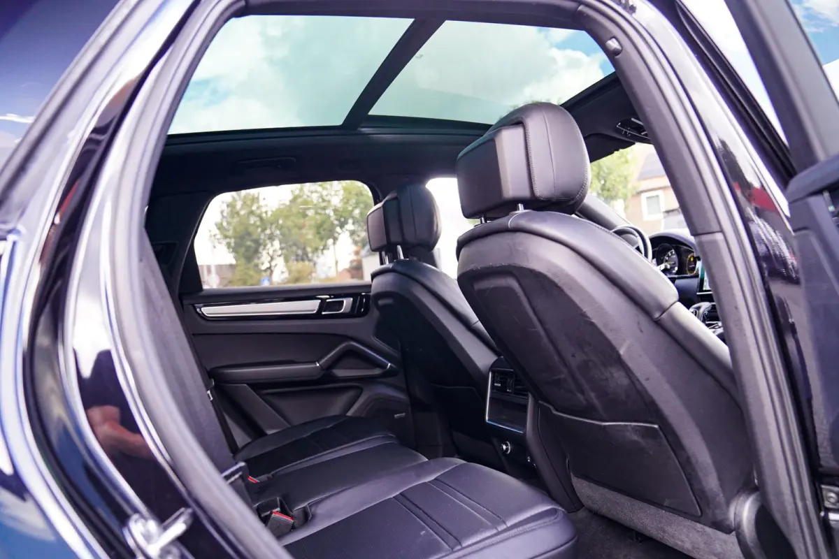 3.0 E-Hybrid | Massage | Stoelverkoeling | 360 Camera | Bose